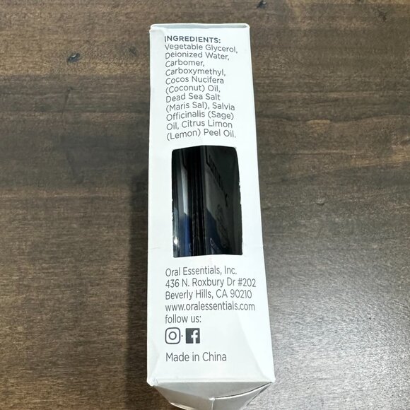 Lumineux Oral Essentials Teeth Whitening Strips - Coconut Flavor (42 strips) - Picture 3 of 4